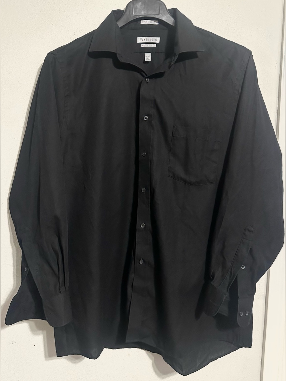 Van Heusen Men's Black Dress Shirt
